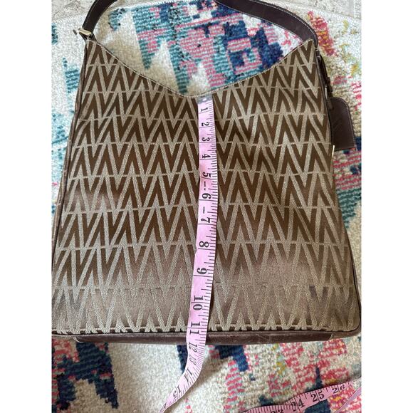 Vintage Mario Valentino Logo Printed brown Shoulder Bag gold hardware - Picture 11 of 16